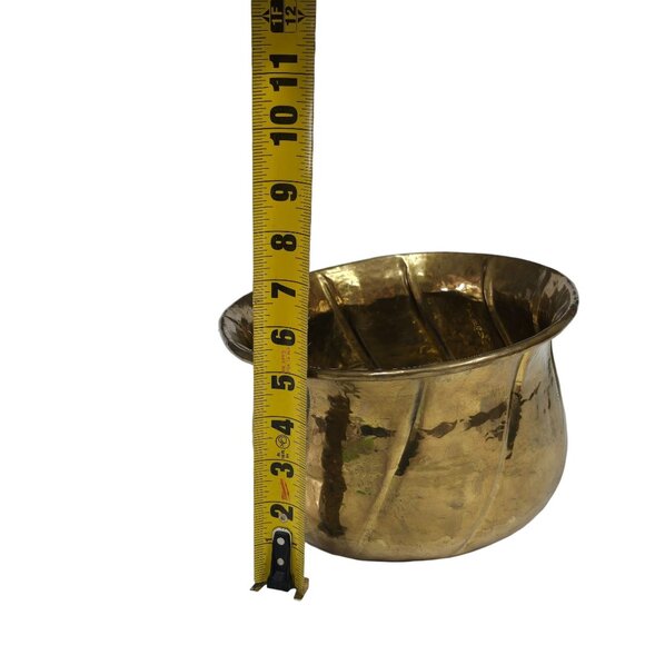 Vintage Hammered Brass Oval Planter 11x9 Mid-Century Modern Decor - Picture 13 of 13